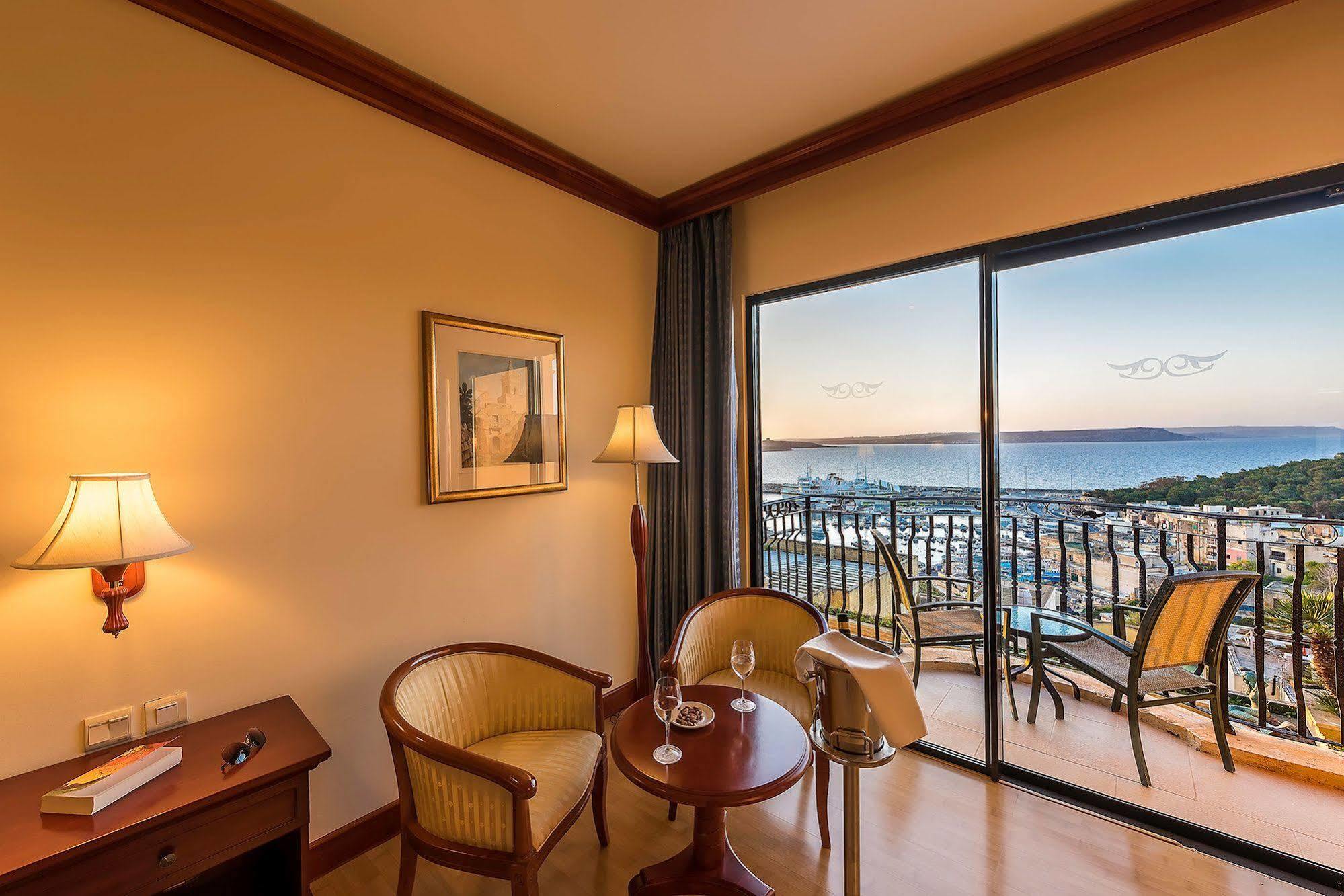 Grand Hotel Gozo Għajnsielem Esterno foto