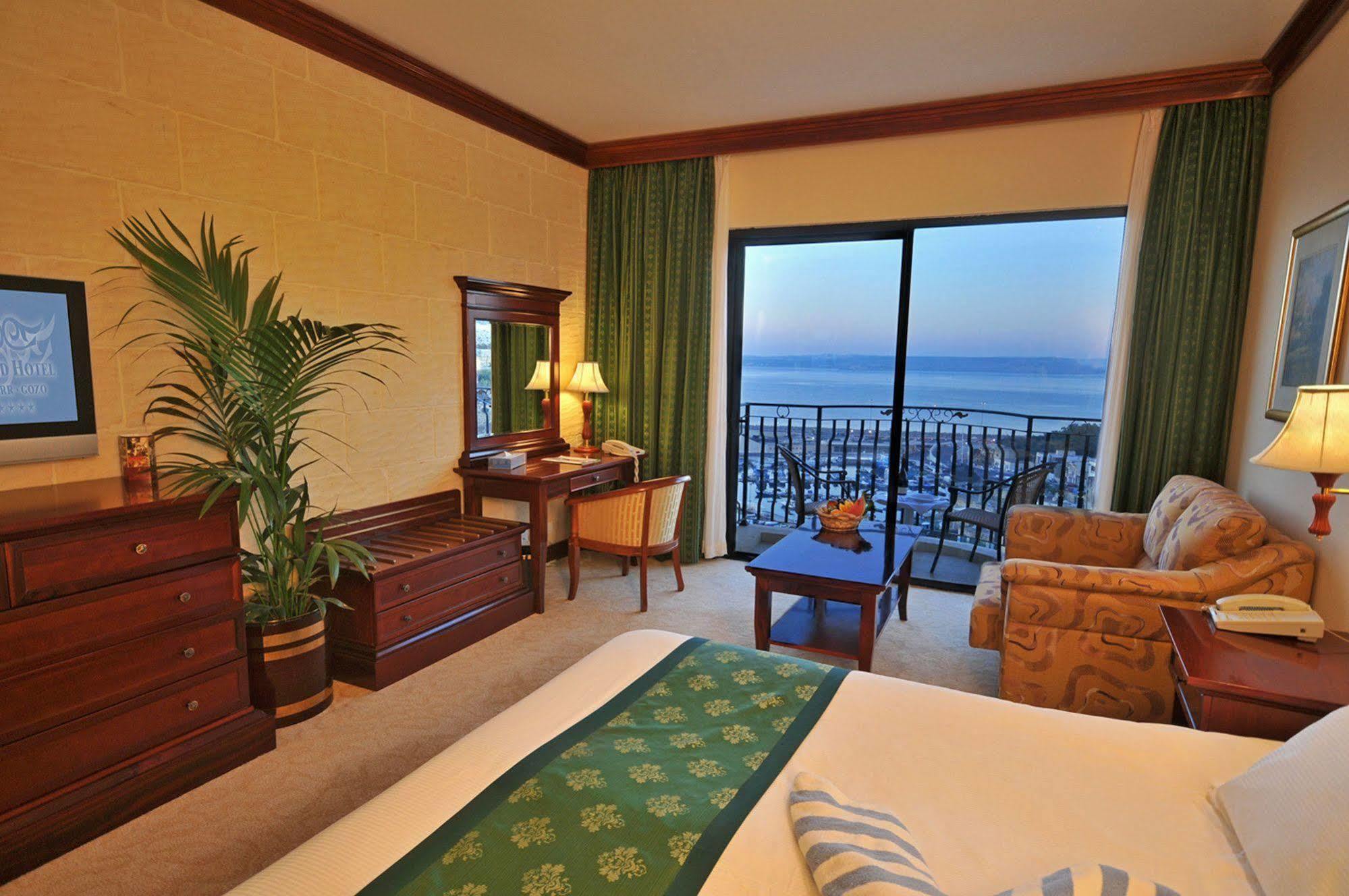 Grand Hotel Gozo Għajnsielem Esterno foto