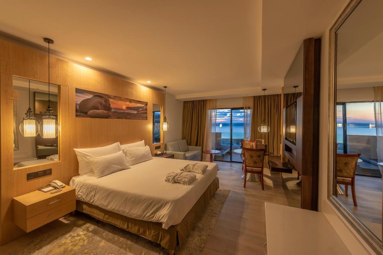 Grand Hotel Gozo Għajnsielem Esterno foto